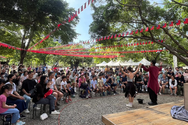 台南市政府文化局12日統計,各古蹟景點與文化園區於國慶日3天連假期間,門票與園區展售收入創歷年同期新高。圖為水交社文化園區。(台南市文化局提供)中央社記者楊思瑞台南傳真 114年10月12日