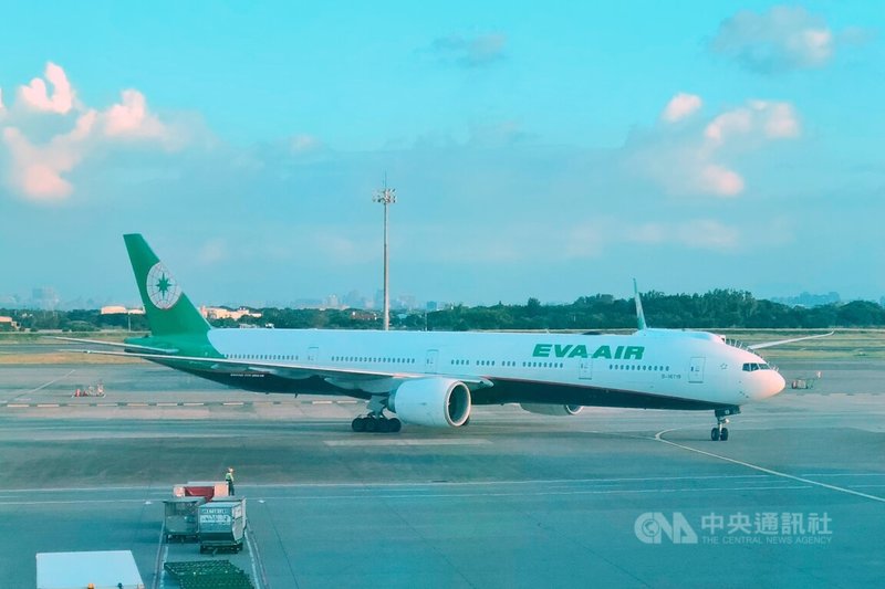 一名長榮航空空服員抱病上班，返台後不幸離世；長榮航空表示，有與家屬保持聯繫，事件調查中，將盡速釐清。桃園市政府勞動檢查處13日表示，未收到相關通報及陳情資料，已派員前往調查。中央社記者吳睿騏桃園攝　114年10月13日