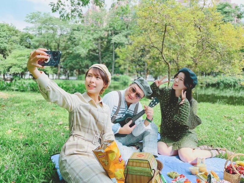 高雄市政府觀光局主辦的「鳳山復古野餐日」18日將在大東濕地公園展開,結合在地美食、音樂演出與職人創作,打造充滿復古情懷的野餐氛圍。(高雄市觀光局提供)中央社記者蔡孟妤傳真 114年10月14日
