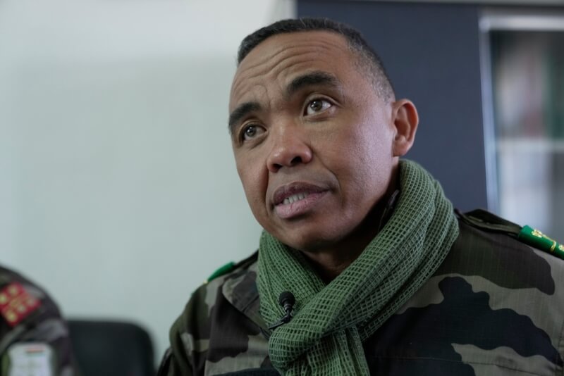 馬達加斯加軍事政變領袖蘭德里亞尼里納上校(圖)15日接受美聯社專訪。(美聯社)