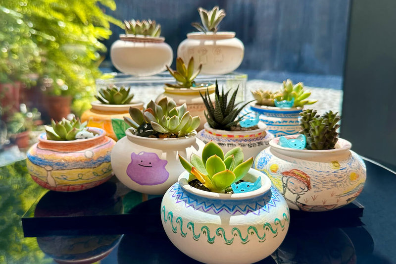 國立台灣史前文化博物館南科考古館舉辦6週年館慶，以「史前食代」為主題安排系列活動，其中規劃「史前小陶器盆栽DIY」體驗。（南科考古館提供）中央社記者楊思瑞台南傳真　114年10月15日