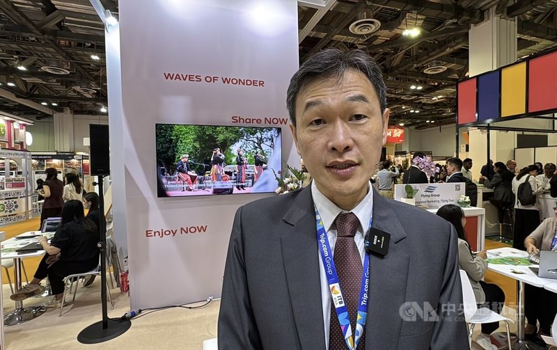 亞洲國際旅遊展(ITB Asia)在新加坡登場,觀光署駐新加坡辦事處主任施志忠表示,參展不僅促進台灣業者與國際買主交流,也有助爭取更多獎勵旅遊及國際會議落地台灣。中央社記者吳昇鴻新加坡攝 114年10月15日