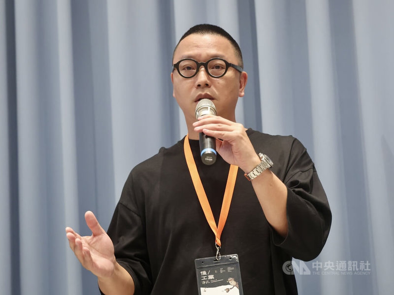 2025台灣國際民族誌影展開幕記者會16日在台北舉行,以電影「深度安靜」入圍金馬獎7個獎項的導演沈可尚(圖)到場站台。中央社記者張皓安攝 114年10月16日