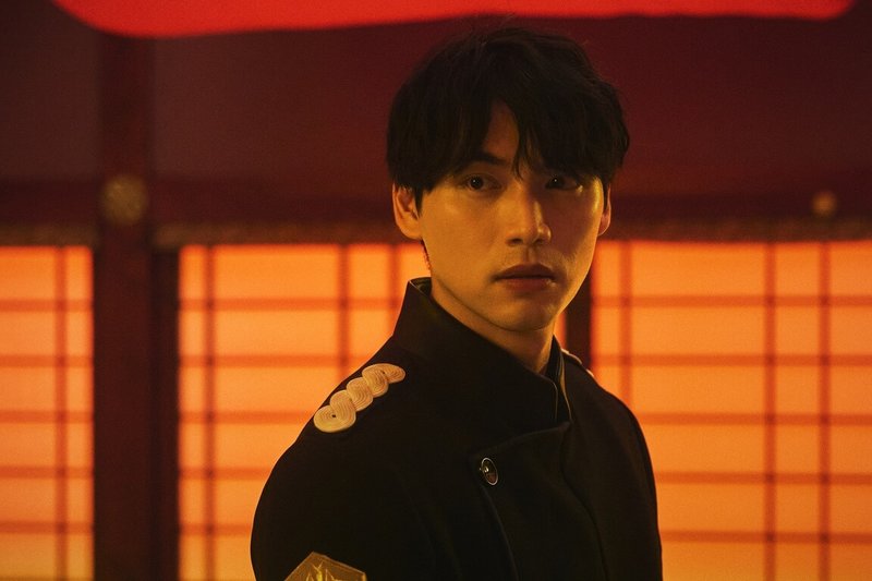 電影「花臉貓:修羅道」預計2026年底將在台灣上映,日本演員福士蒼汰(圖)片中有大量動作武打戲,因原本就有合氣道、跑酷等底子,甚至能輕鬆空翻,2、3天就能學會演出招式。(烈日影像提供)中央社記者王心妤傳真 114年10月16日