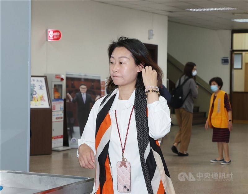 圖為台灣高等法院3月27日開庭審理前桃園市立委候選人馬治薇(前)涉收受中國資助參選。(中央社檔案照片)