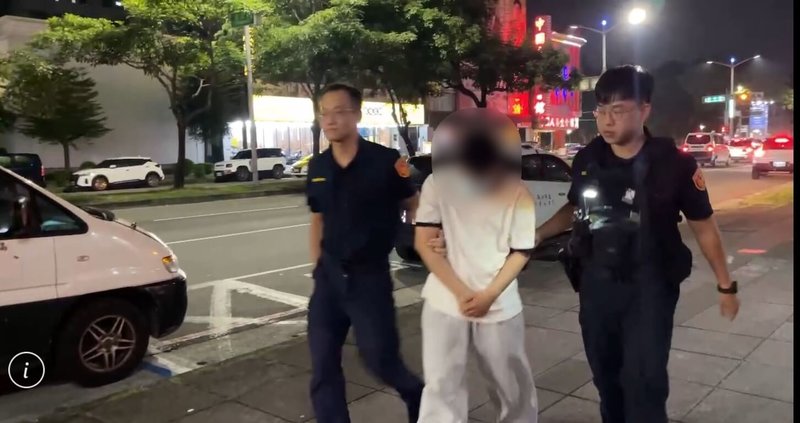 一名25歲外國籍男子聲稱可協助購買BLACKPINK演唱會票卻失約;警方獲報後,初步統計受害者約30人,依背信罪嫌送辦。(警方提供)中央社記者蔡孟妤傳真 114年10月19日