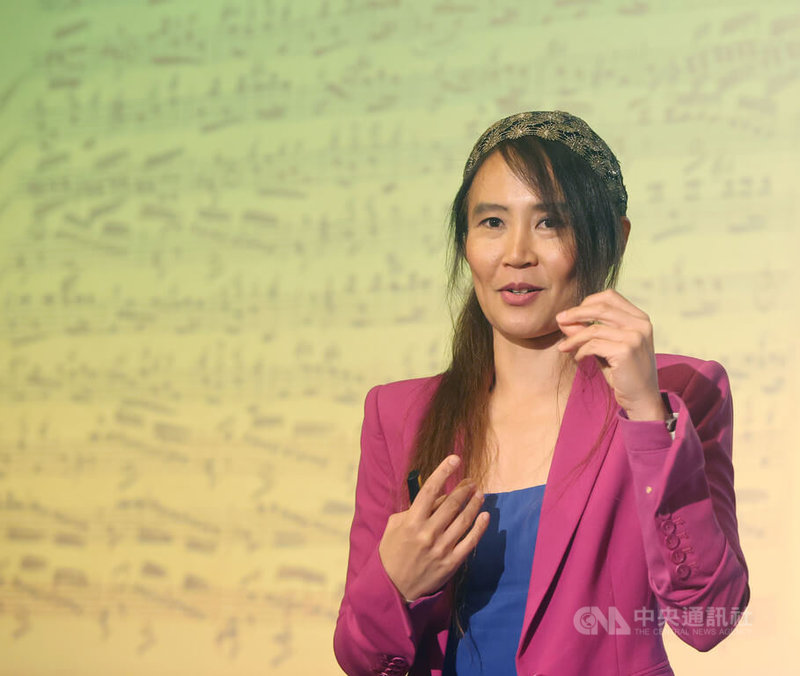 2025台灣國際古樂節系列活動19日在台北大同大學舉辦講座「孤兒院裡的音樂課:義大利Conservatori與Partimento教學法」,由大鍵琴家許舒堯(圖)主講及示範。中央社記者郭日曉攝 114年10月19日