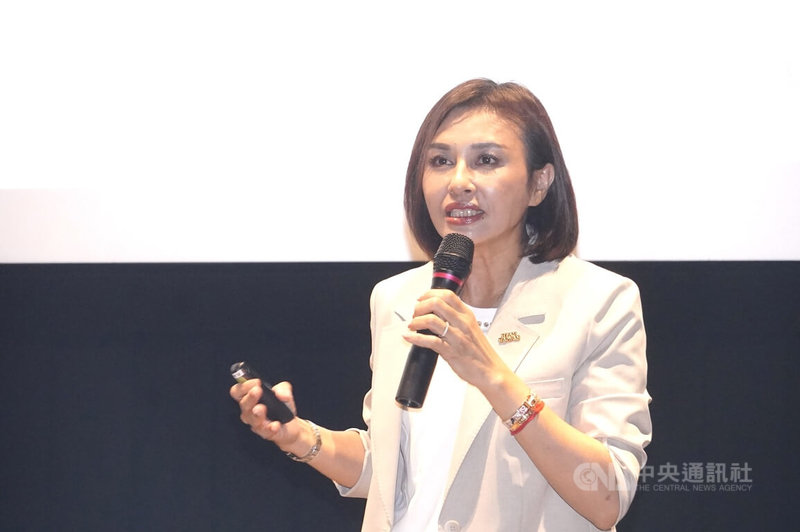 投入民進黨高雄市長初選的立委邱議瑩（圖），21日在台鋁影城舉辦政策發表會。邱議瑩表示，高雄市民過去曾不小心選錯人，相信未來會做出最明智的抉擇。中央社記者董俊志攝 114年10月21日