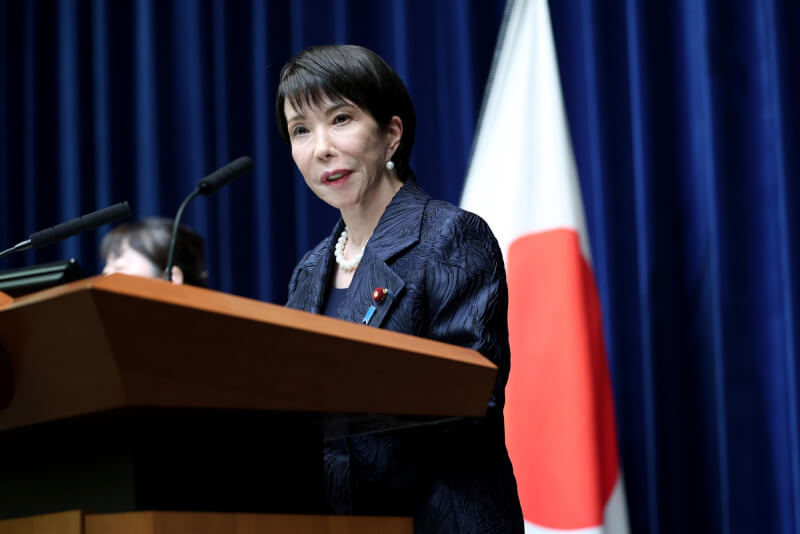 日本自民黨總裁高市早苗21日晚間首次以首相身分發表談話。(共同社)