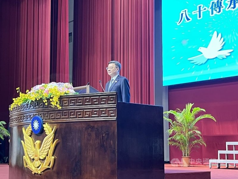 台灣警察專科學校22日上午舉行慶祝80週年校慶大會,行政院長卓榮泰致詞時提到,年金改革制度是希望確保每個世代的公平正義,若走回頭路,國家財政會發生困難,希望維持合理的運作制度。中央社記者黃麗芸攝 114年10月22日