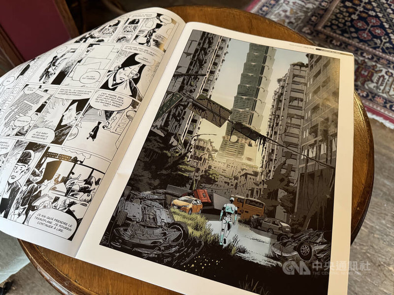 台灣漫畫家常勝參與台比漫畫誌CARTOGRAFIK計畫，作品有滿滿的台灣元素。中央社記者吳柏緯布魯塞爾攝　114年10月22日