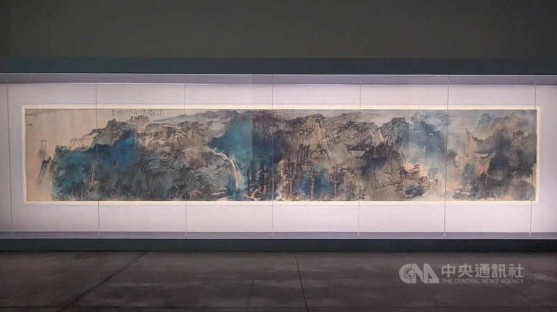 書畫名家張大千作品「廬山圖」將於台南市美術館2館「福爾摩沙時代」展出,成為展覽第3階段一大亮點。中央社記者王寶兒攝 114年10月22日