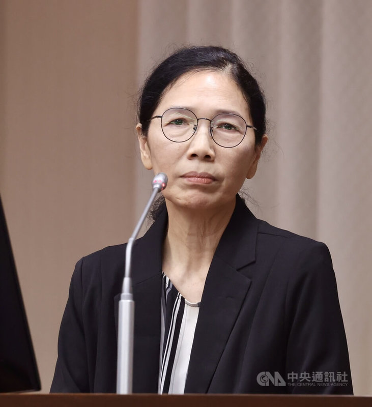 立法院22日審查行政院提名國家通訊傳播委員會（NCC）委員人事案，對於是否支持修法廢止NCC換照的權力，NCC委員被提名人黃葳威（圖）希望能夠更大、更廣泛察納雅言，找到當中的平衡點。中央社記者王飛華攝　114年10月22日