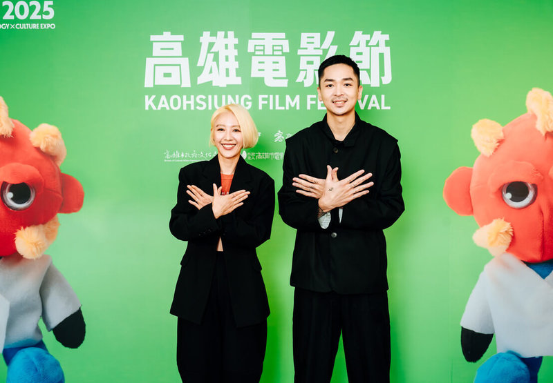 演員方宥心(左)參與短片專題「南國幻夢II:請關閉預設」中的「長崎的蝴蝶姑娘」演出,25日與導演朱建安(右)現身2025高雄電影節分享拍攝趣事。(高雄電影節提供)中央社記者王心妤傳真 114年10月25日
