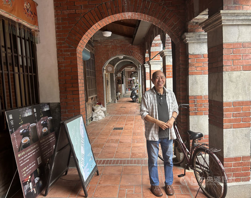 特展「由街到接–林會承教授大溪研究的啟程與傳承」25日在桃園市大溪區舉行開幕式及座談,學者林會承(圖)出席分享他投身文資研究45年的心路歷程。中央社記者邱祖胤攝 114年10月25日