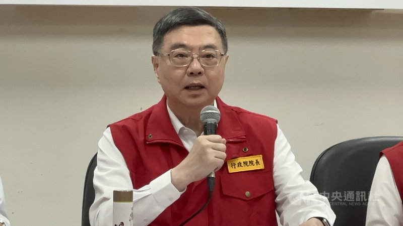 為防堵非洲豬瘟,行政院長卓榮泰26日宣布,延長禁運禁宰10天、落實疫調、廚餘清運安全、精準查訪、嚴守邊境等5項作戰計畫,呼籲國人合力完成。中央社記者趙麗妍攝 114年10月26日