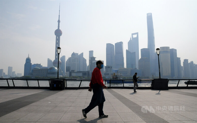 圖為中國上海陸家嘴金融貿易區。(中央社檔案照片)