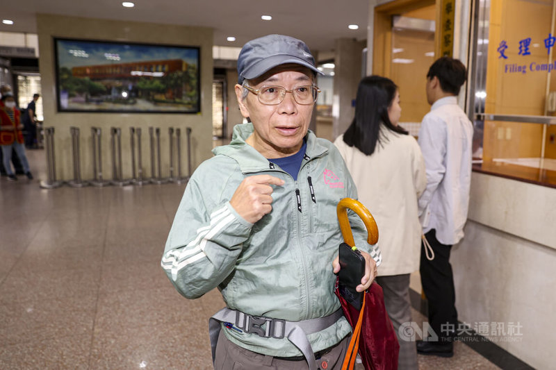 台北地方法院審理京華城及柯文哲政治獻金案,28日午後傳喚前政務委員張景森(圖)出庭作證。中央社記者鄭清元攝 114年10月28日