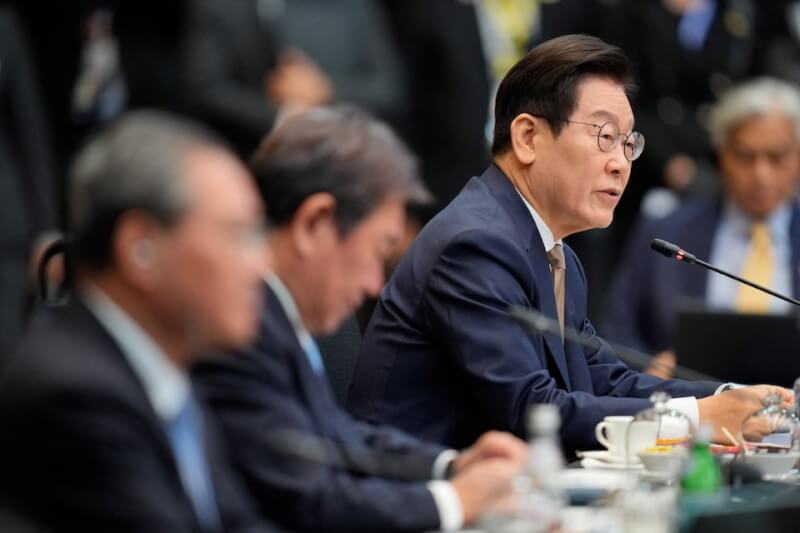 圖為南韓總統李在明出席東協峰會。(路透社)