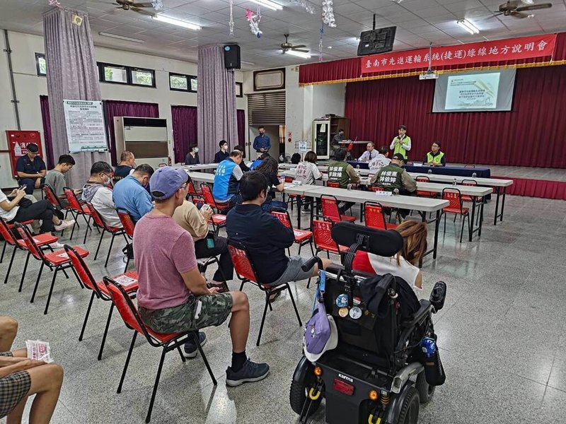 台南市政府研議修正台南捷運綠線地下段向西延伸出土方案,28日加開第5場說明會,聽取意見後納入可行性研究報告書規劃考量,儘速提報中央審議。(台南市政府提供)中央社記者張榮祥台南傳真 114年10月29日