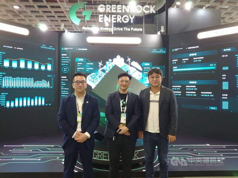 台灣國際智慧能源週與台灣國際淨零永續展29日登場,綠岩能源首度參加,展出旗下能源解決方案與智慧平台系統,圖中為董事長葉孟恒。中央社記者張建中攝 114年10月29日