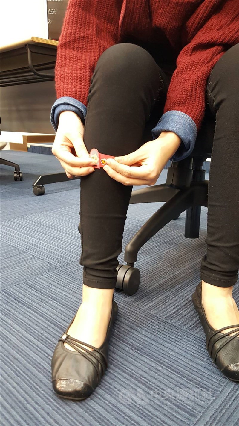 圖為量小腿圍示意圖。（中央社檔案照片）