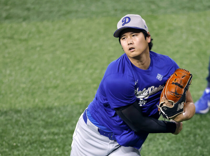 圖為31日休兵日洛杉磯道奇隊球星大谷翔平練投。(共同社)