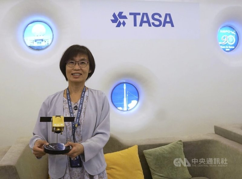 福衛八號首顆衛星「齊柏林衛星」關鍵元件自製研發比例達84%,福八計畫主持人劉小菁表示,目標最後一顆衛星自製比例提升至95%,讓台灣朝衛星自主邁進一大步。中央社記者趙敏雅攝 114年11月2日
