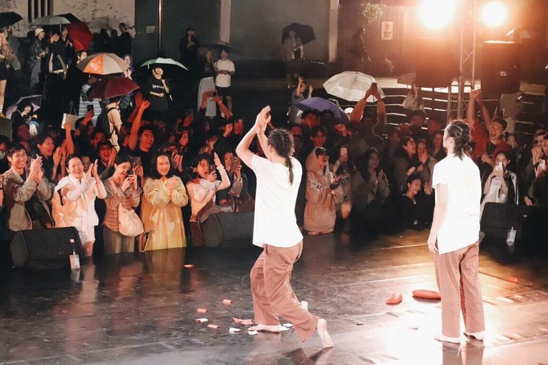 台北市文化局2日表示,台北白晝之夜10週年圓滿落幕,共湧入50萬人次參與。(台北市文化局提供)中央社記者黃麗芸傳真 114年11月2日