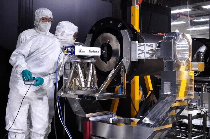 福衛八號團隊將福八光學遙測酬載以干涉儀進行波前誤差量測,鑒定光學元件在光通過時的性能。(國家太空中心提供)中央社記者趙敏雅傳真 114年11月2日