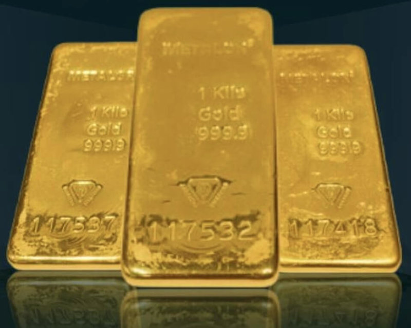 法務部行政執行署新北分署11日將舉辦拍賣會，一次釋出總重高達64公斤的黃金，共有90個品項，包括49塊知名品牌瑞士Metalor美泰樂金條。（法務部行政執行署新北分署提供）中央社記者曹亞沿傳真 114年11月3日