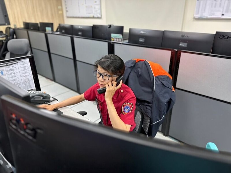 雲林縣消防局統計2025年1至10月受理報案通話中，無效電話占25%以上，包括惡作劇、無聲來電或兒童嬉鬧等情形，嚴重干擾接線流程。（雲林縣消防局提供）中央社記者蔡智明傳真　114年11月4日