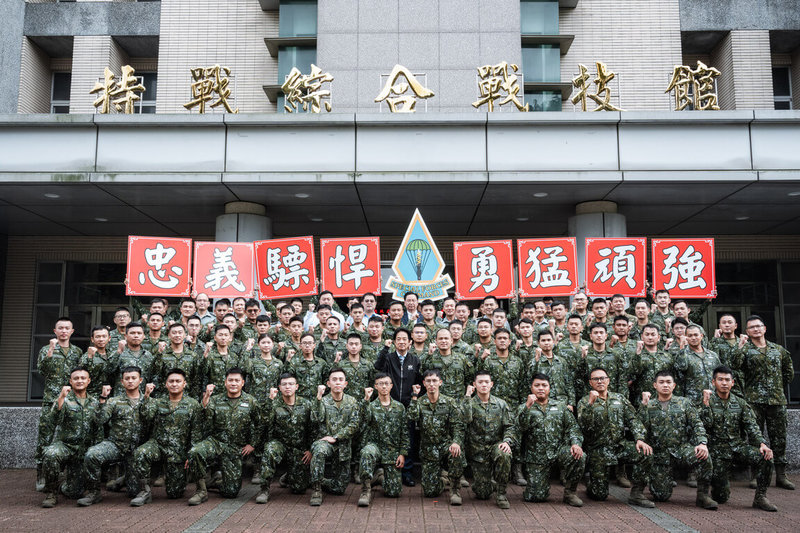 總統賴清德4日勗勉北部地區救災部隊，感謝國軍協助救災。（總統府提供）中央社記者葉素萍傳真　114年11月4日