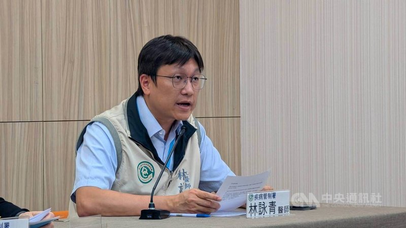 衛福部疾管署4日表示，流感疫情再降，估本週可脫離流行期，但重症風險持續；新增重症個案中，有罹先天性疾病3歲女童，高燒流鼻水2天後呼吸困難，一度收加護病房治療。中央社記者曾以寧攝　114年11月4日