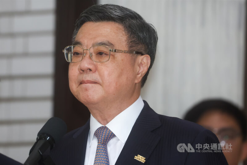 行政院長卓榮泰（圖）4日到立法院進行施政報告並備詢，會前接受媒體聯訪。中央社記者王騰毅攝 114年11月4日