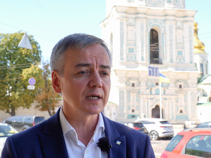 哈拉指出，美國總統川普外交重心轉向抗衡中國，烏克蘭問題被邊緣化，而歐洲國家提出的安全方案不足以確保烏國安全，假如最終維護主權領土為基礎的國際法失效，可能促使更多國家追求核武。中央社記者陳彥婷基輔攝  114年11月5日