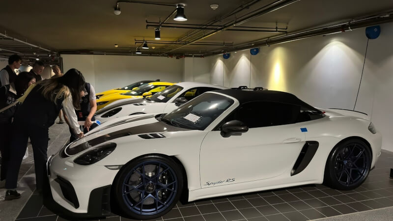 法務部調查局偵辦太子集團詐騙組織案,4日發動偵蒐行動,台北地方法院准予扣押集團在台豪宅和多輛名車,扣押物總價值高達新台幣45億2766萬餘元。(調查局提供)中央社記者劉世怡傳真 114年11月5日