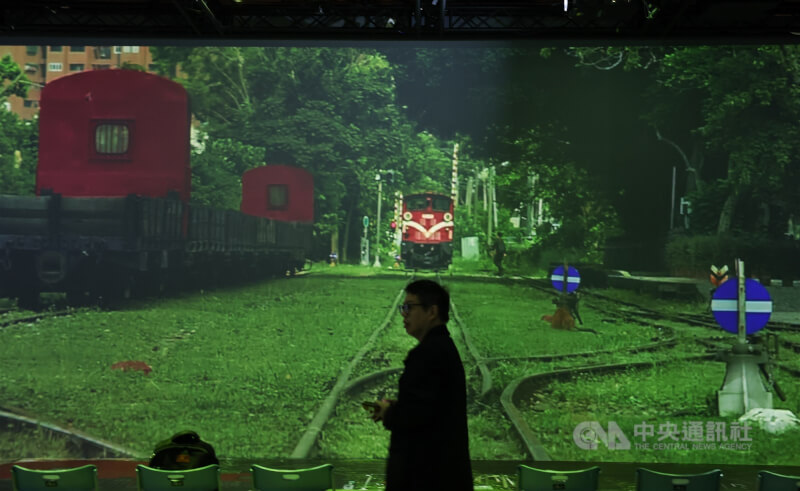 農業部林業及自然保育署阿里山林業鐵路及文化資產管理處5日在台北舉辦「山林軌跡的回響—阿里山林業鐵路及沿線山村聲音地景」發表記者會，正式公開「聲音地景採集研究計畫」成果。中央社記者謝佳璋攝  114年11月5日