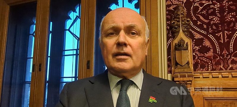 英國保守黨前黨魁史密斯5日接受中央社專訪時說，英國及盟友應向中國明確表達，一旦中方嘗試侵略或封鎖台灣，將相當於「迫使我們出手」，包括在軍事領域。圖為史密斯去年11月出席在英國國會的活動。中央社記者陳韻聿倫敦攝　114年11月6日