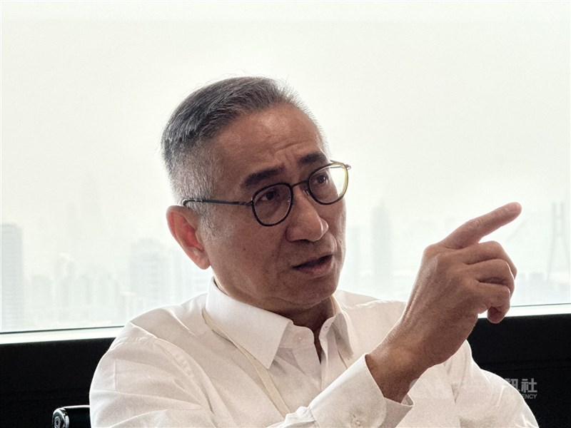 圖為藍天電腦筆電事業群總經理簡義龍。（中央社檔案照片）