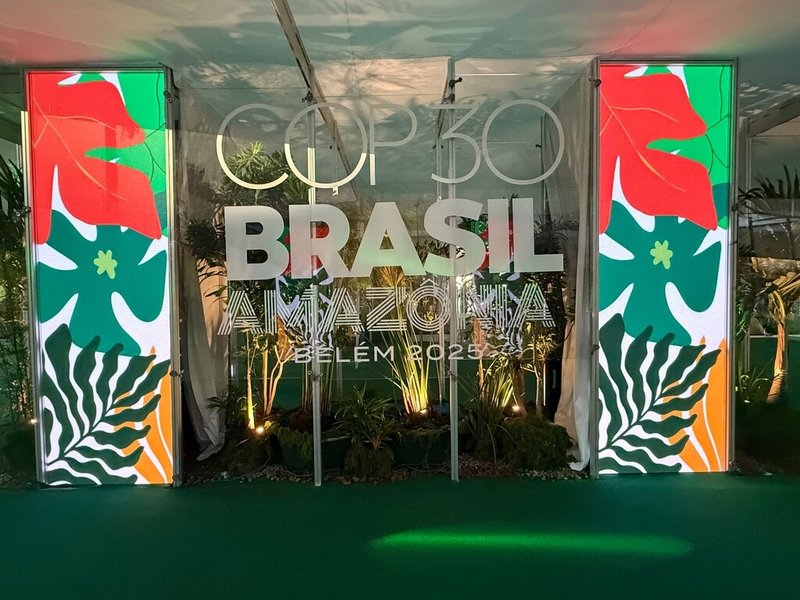 聯合國氣候變化綱要公約第30次締約方大會於巴西貝倫正式開幕，STUF世台聯合基金會於COP30綠區設立主題展館，展現在亞洲推動永續轉型的信任、創新與協作能量。（世台聯合會提供）中央社　114年11月10日