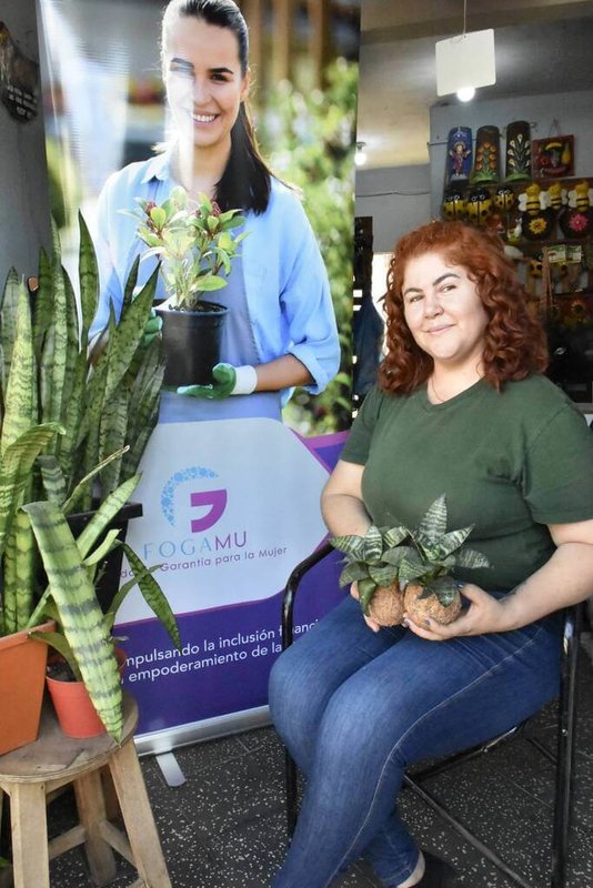 國合會首度與巴拉圭金融發展局簽約合作，提供300萬美元優惠貸款給當地微小型企業，並推廣「女性微小中型企業信用保證基金」（FOGAMU）制度。（國合會提供）中央社記者楊堯茹傳真　114年11月10日