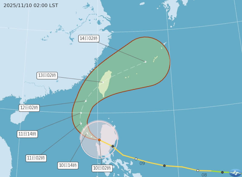 颱風鳳凰預計北轉侵襲台灣，氣象署提醒10日至11日因颱風外圍環流與東北季風共伴影響雨勢顯著，大台北、宜花防豪雨等級以上降雨。（圖取自氣象署網頁cwa.gov.tw）
