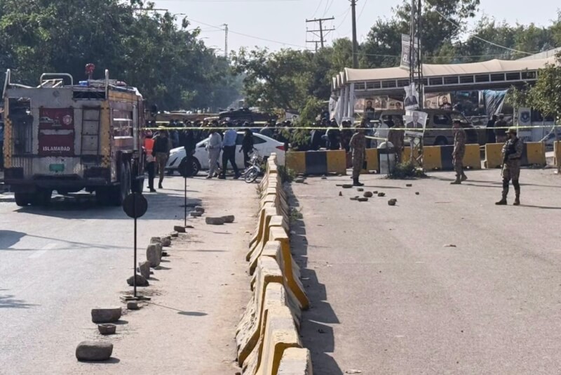 巴基斯坦伊斯蘭馬巴德地方法院外發生爆炸，至少造成5人喪命，另有13人受傷。（美聯社）