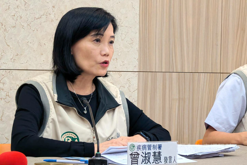 衛生福利部疾病管制署發言人曾淑慧（圖）11日指出，上週共新增4例本土登革熱病例，分別為新北市汐止區、高雄市鳳山區各1例及屏東縣萬丹鄉2例。中央社記者曾以寧攝　114年11月11日
