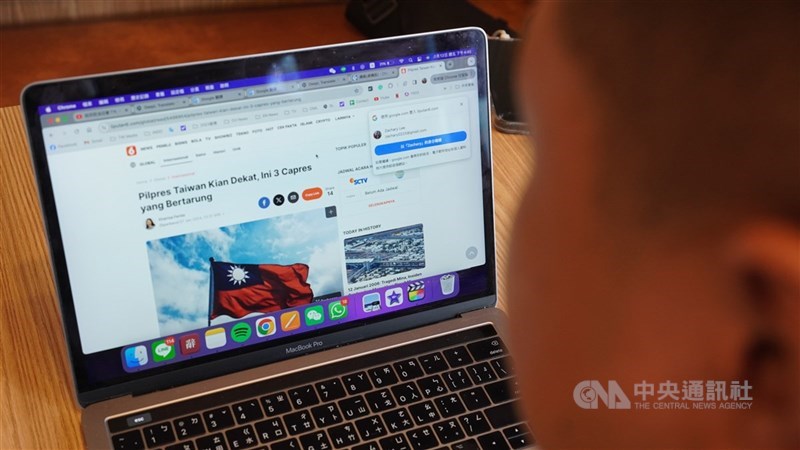 數發部數產署統計，今年第3季電腦及資訊服務業營業額達新台幣1636.5億元，為歷年同季新高，年增10.44%。（中央社檔案照片）