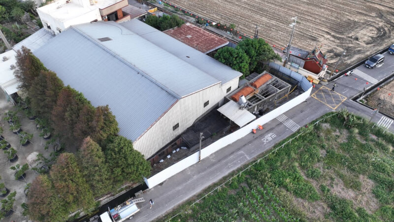 颱風鳳凰逼近，針對爆發非洲豬瘟的台中養豬場，中市府10日公布，已加固圍籬全面封閉，提升抗風強度及確保防疫無虞。（台中市政府提供）中央社記者郝雪卿傳真 114年11月11日