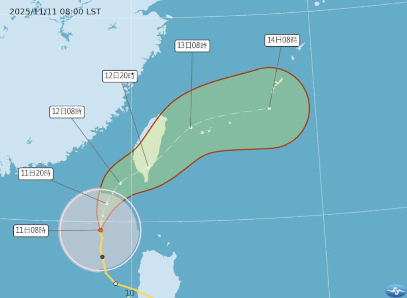 11日上午8時颱風鳳凰路徑潛勢預報。（圖取自氣象署網頁cwb.gov.tw）