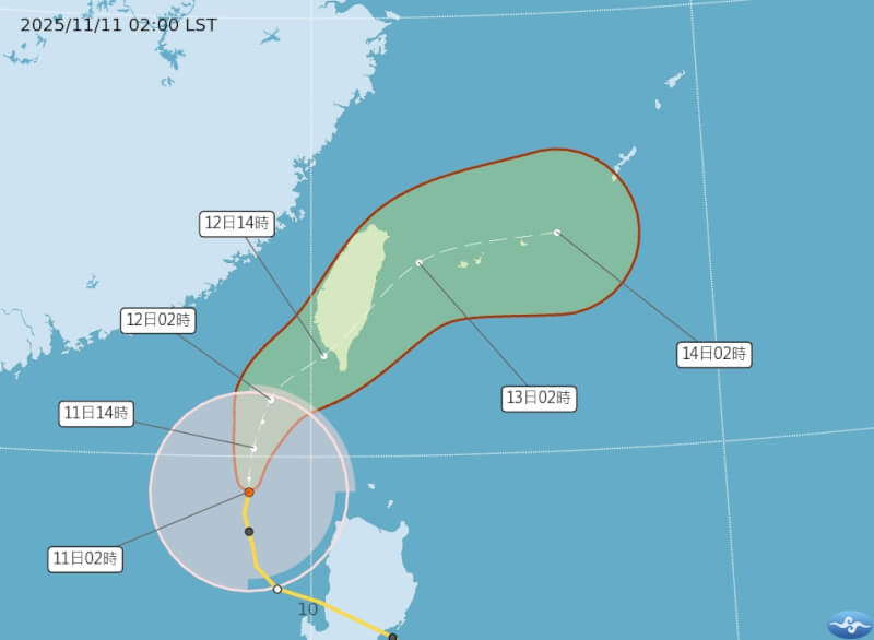 中央氣象署11日颱風鳳凰最新路徑預測圖。（圖取自氣象署網頁cwb.gov.tw）