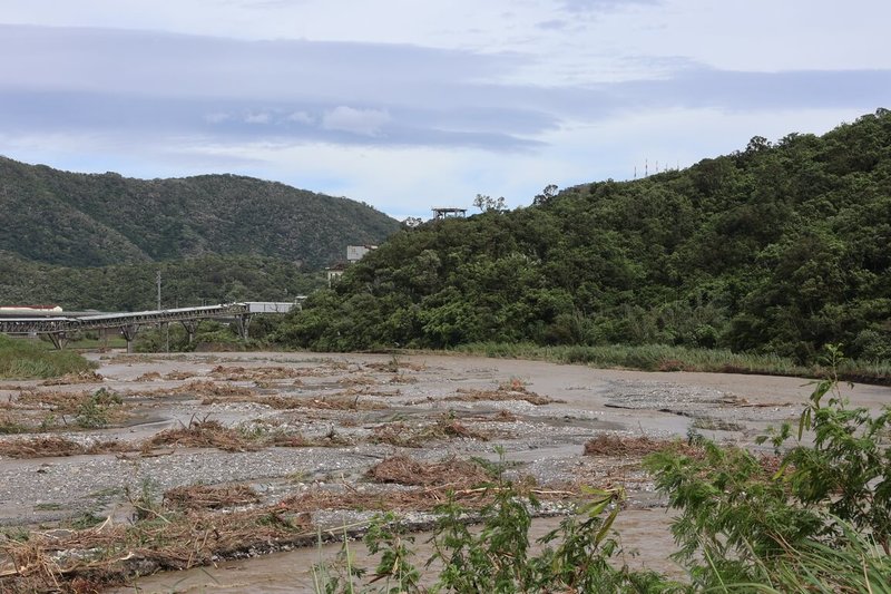 近日颱風鳳凰襲台，宜蘭蘇澳鎮豪雨成災，蘇澳溪分洪隧道工程引起關注。圖為蘇澳溪分洪隧道工程預定河川地。（蘇澳鎮公所提供）
